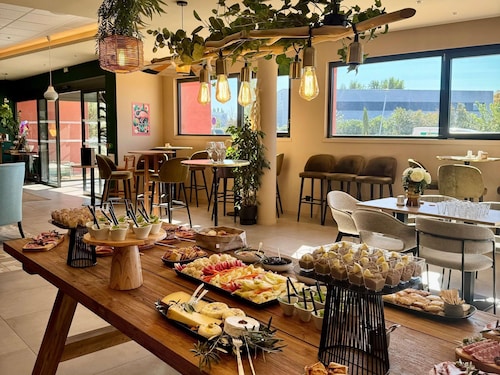 Aparthotel Adagio Access Porte De Camargue