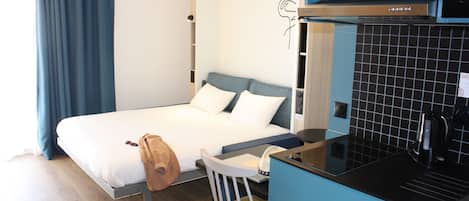 Studio, 1 Double Bed | Property amenity