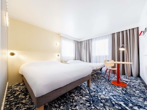 Room, 1 Double Bed with Sofa bed | Desk, blackout curtains, soundproofing, free WiFi