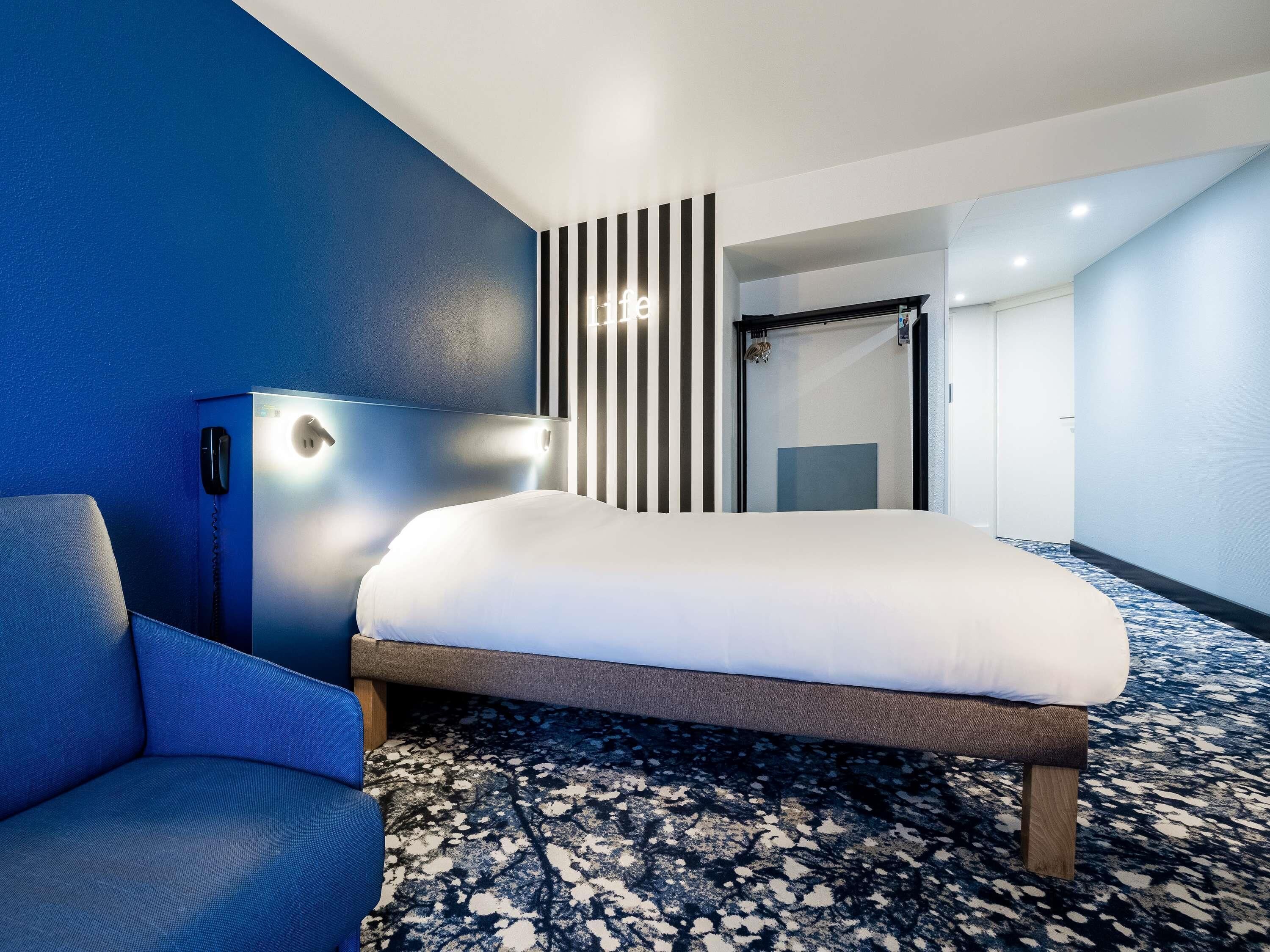 Room, 1 Double Bed with Sofa bed | Desk, blackout drapes, soundproofing, free WiFi