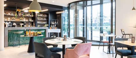 Breakfast, lunch, dinner served; French cuisine