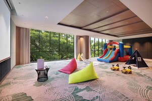 Children’s play area – indoor
