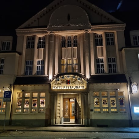 Fachada de la propiedad