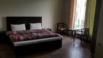 Leilighet – deluxe | 1 soverom, lydisolert, strykejern/-brett og wi-fi (inkludert)