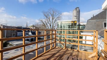 Romantic Apartment, 1 King Bed | Terrace/patio