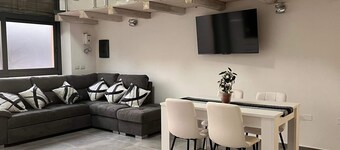 Elegant and modern loft with loft bedroom a few miles from the sea.