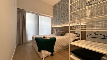 2 chambres, fer et planche à repasser, Wi-Fi, draps fournis