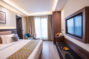 Habitación Premium doble | Minibar, escritorio, espacio para trabajar con un portátil