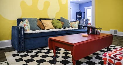 The Colorful Retreat | Themed | Sleeps 8