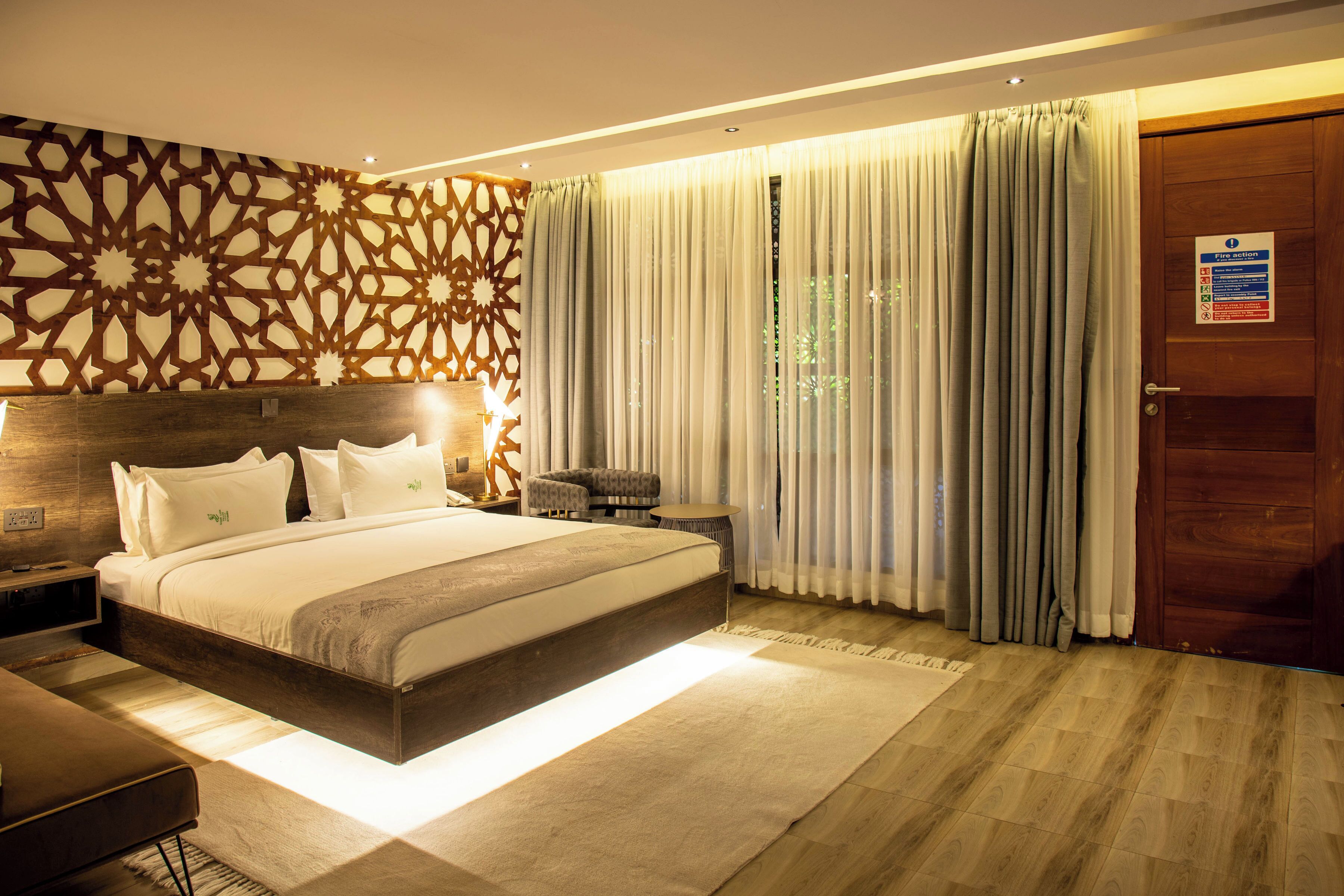 Deluxe Double Room | Minibar, desk, laptop workspace, soundproofing