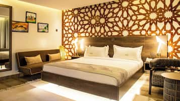 Deluxe Double Room | Minibar, desk, laptop workspace, soundproofing