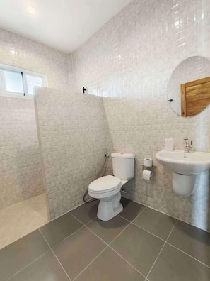 Deluxe Cottage | Bilik Mandi | Pancuran mandi, hulu semburan hidrourut