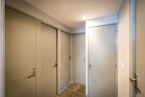 1 chambre, literie de qualité supérieure, matelas Tempur-Pedic, bureau