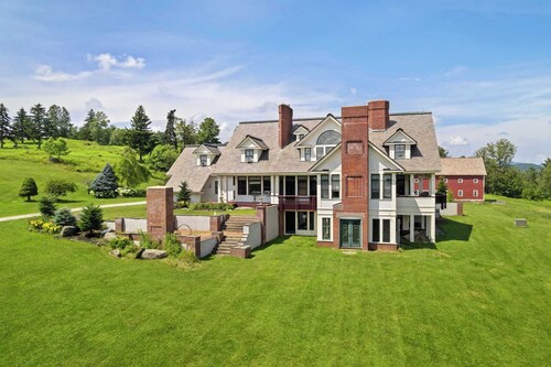 Pastoral 5-BR Estate Minutes to Okemo
