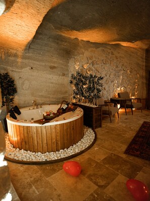 Luxury Studio Suite | Jetted bathtub - Lost City Cappadocia (Nevsehir)