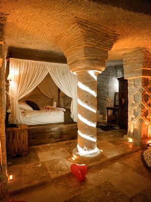 Luxury Studio Suite | Egyptian cotton sheets, premium bedding, down duvets - Lost City Cappadocia (Nevsehir)