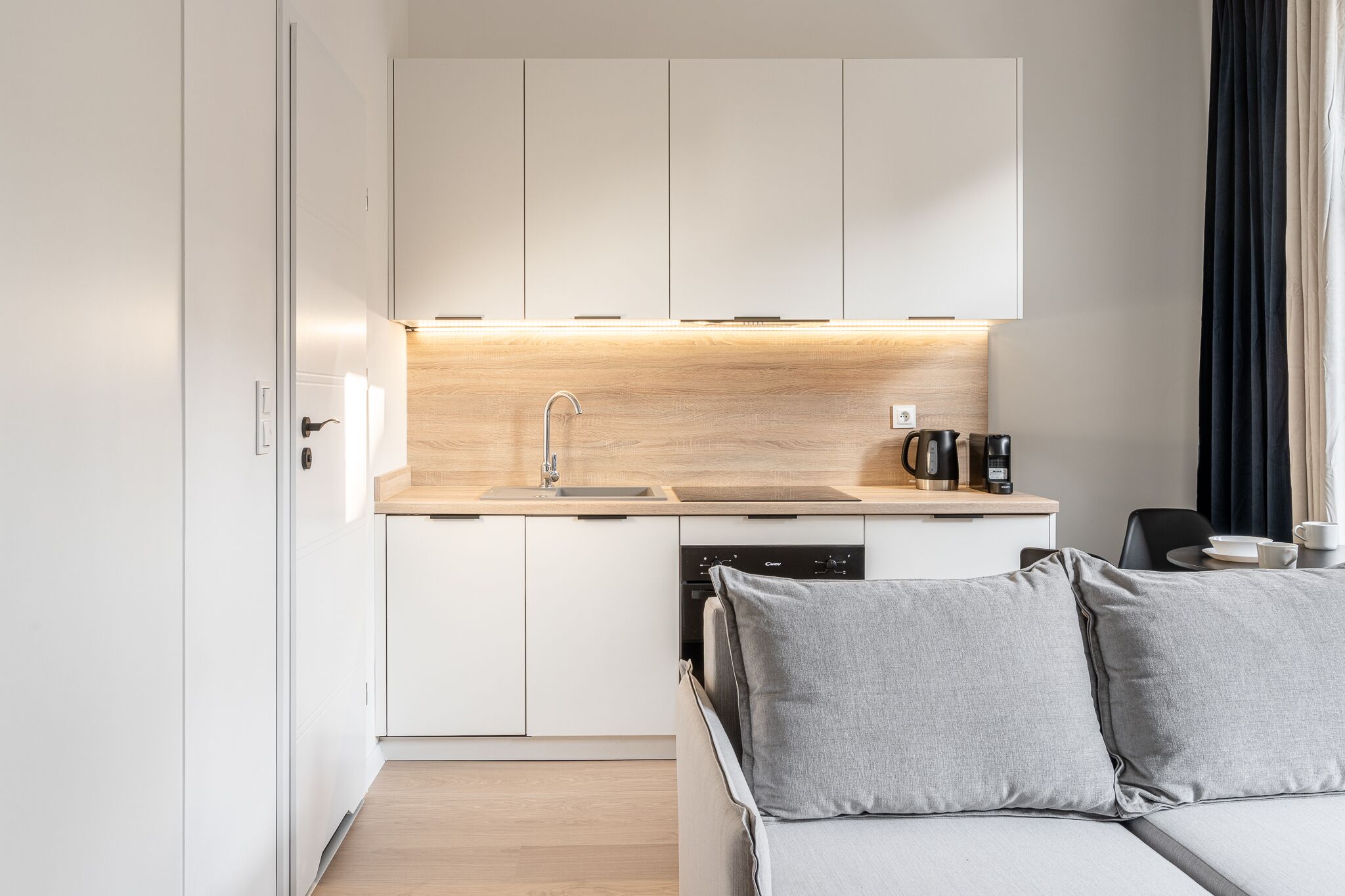 Standard Studio | Private kitchenette | Fridge, stovetop, espresso maker, electric kettle