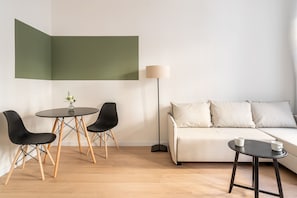 Estudio urbano | Tabla de planchar con plancha, wifi gratis y ropa de cama 