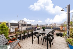 Exterior - The Nine Elms Collection (London)