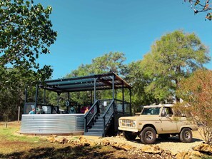 Property grounds - Chickadees Stay: Private Tub, Chiminea & Pool (San Marcos)