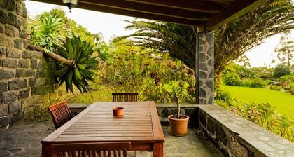 WelcomeBuddy - Traumgarten Rustic House (Sunset)