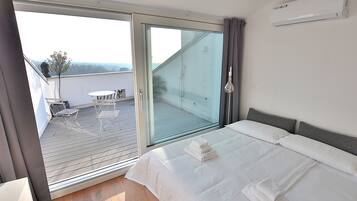 Bügeleisen/Bügelbrett, kostenloses WLAN, Bettwäsche