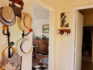 Interior - Maison au Calme Avec une Magnifique vue Mer, 2 chb (La Croix-Valmer)