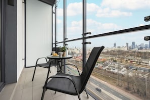 Balcony - Bliska Wola Modern Studio by Renters (Warsaw)