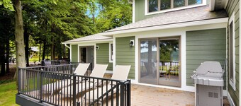 Deer Lake Retreat | Waterfront | Dock Access | Sleeps 14
