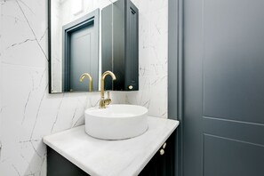 Bathroom - Port İstanbul Otel (Istanbul)