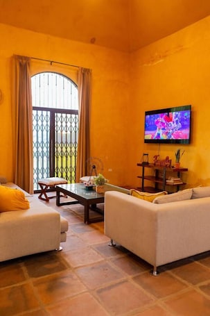 Villa | Living area