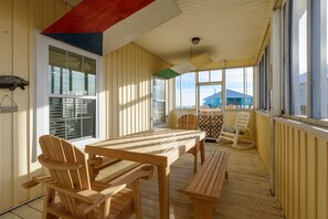 House, 4 Bedrooms | Dining