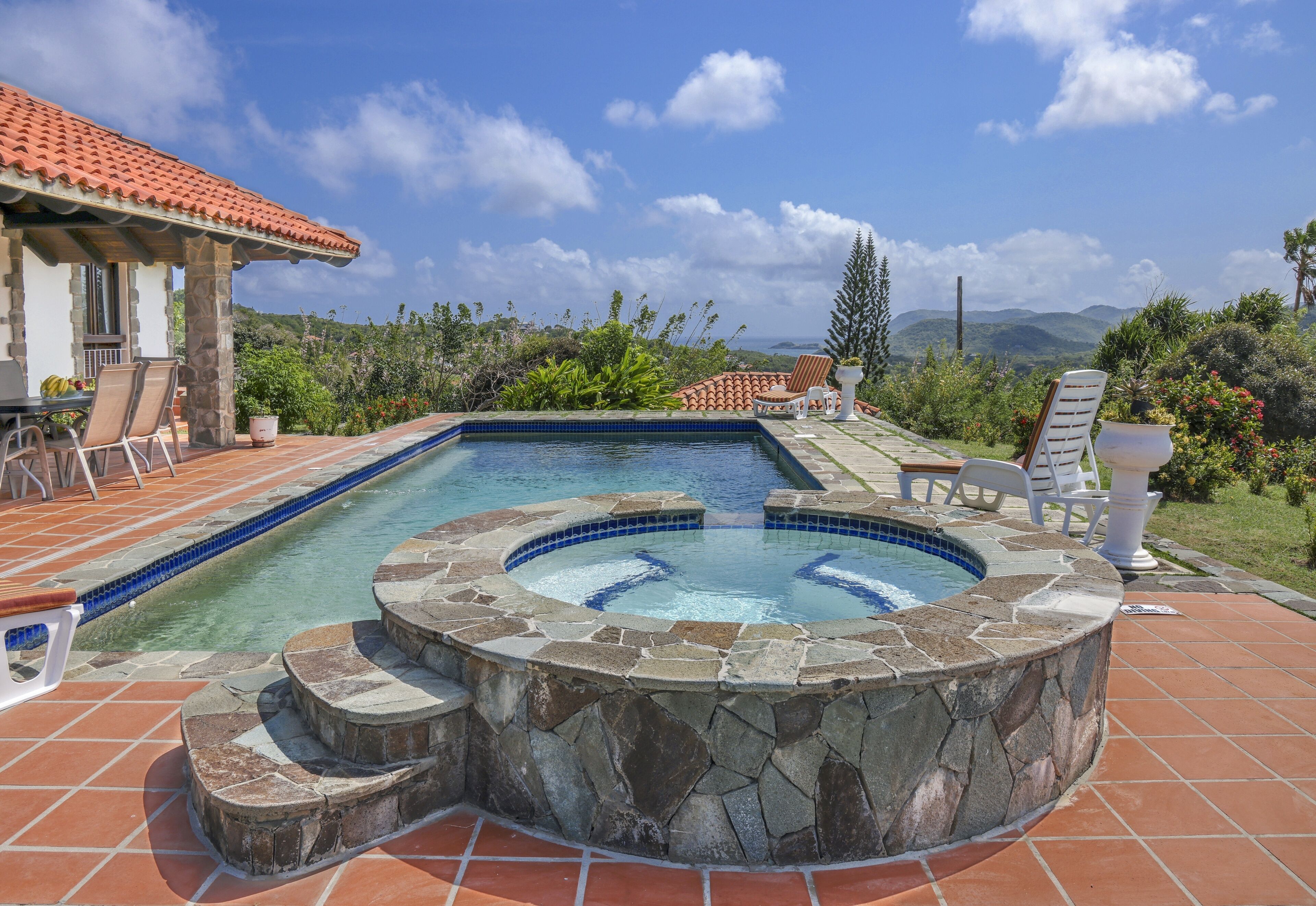 Vila, 1 quarto | Piscina