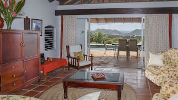 Villa, 1 Bedroom | Living area | Smart TV