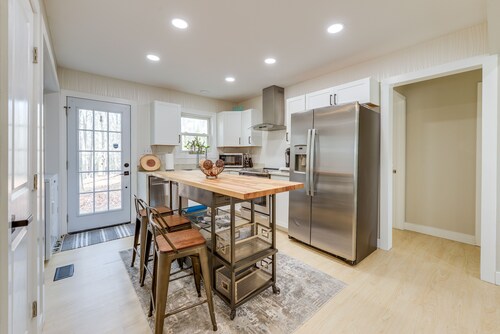 Raleigh Vacation Rental ~ 13 Mi to Downtown!