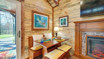 House (1 Bedroom) | Interior