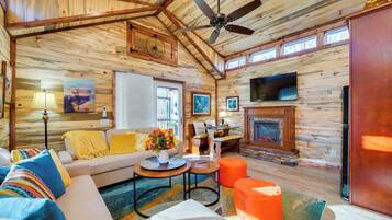 House (1 Bedroom) | Front of property