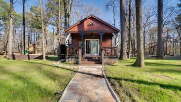 House (1 Bedroom) | Interior