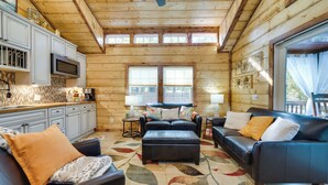 House (1 Bedroom) | Interior - Hook, Line, & Sinker Retreat: Fire Pit, Grill! (Broken Bow)