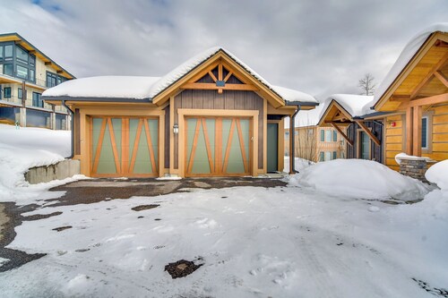 Family Home w/ Hot Tub: 6 Mi to Winter Park Resort