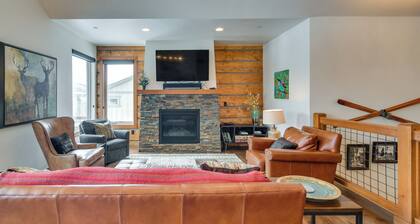 Family Home w/ Hot Tub: 6 Mi to Winter Park Resort