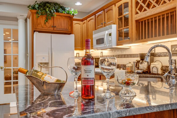 Micro-ondes, lave-vaisselle