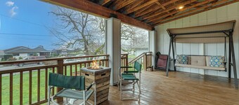 Family-friendly Winston Vacation Rental w/ Deck!