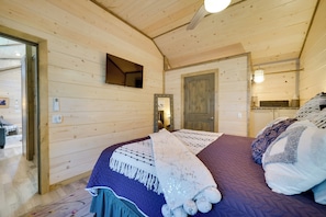 House (1 Bedroom) | Interior
