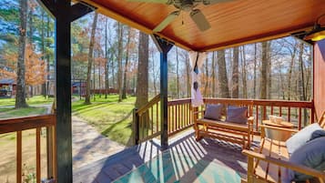 House (1 Bedroom) | Interior