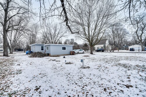 Steps to St Croix River! Charming Lakeland Home