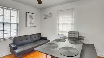 Rumah (2 Bedrooms) | Interior