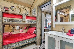 House (1 Bedroom) | Interior