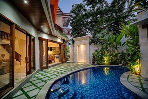 Pool - Gorgeous 3 Bedrooms Villa Beachside area of Sanur. (Bali)