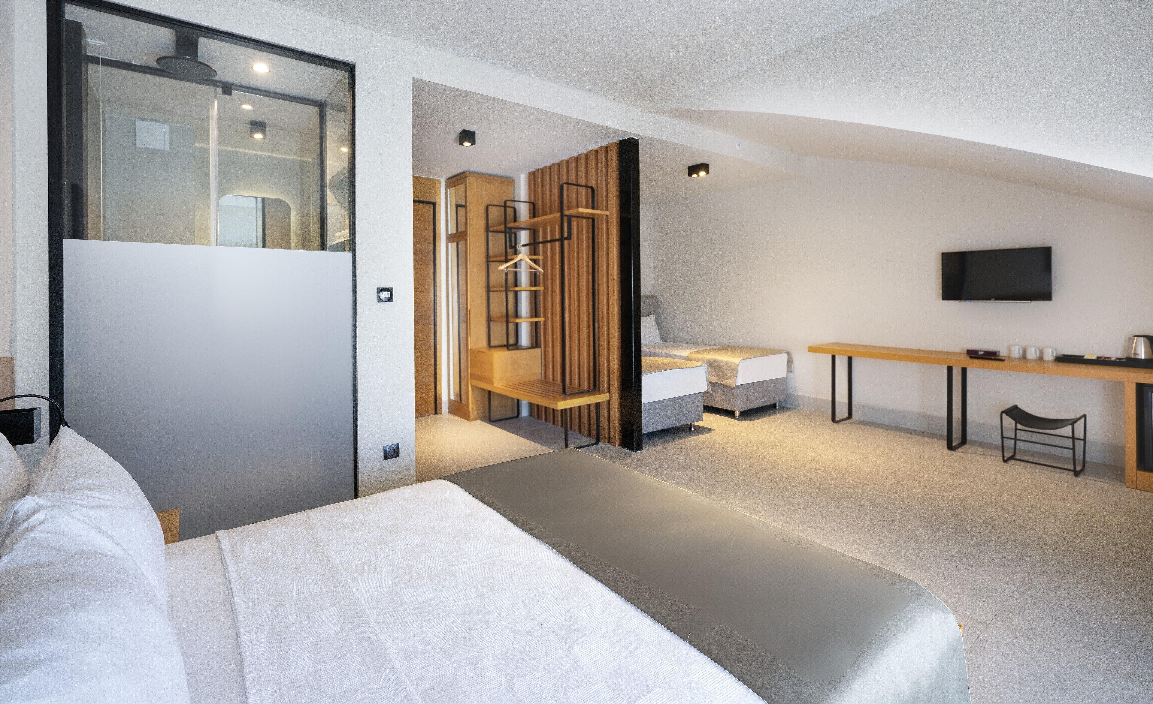 Photo - Lei Hotel